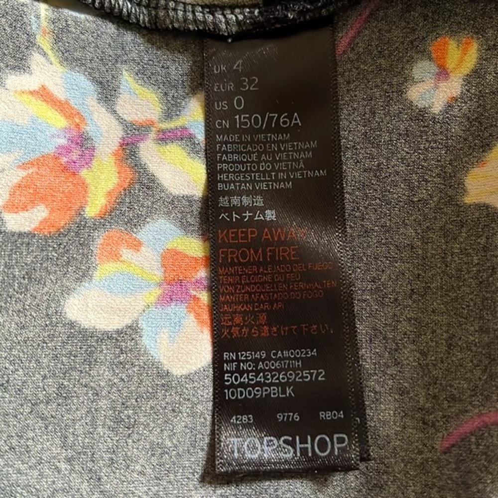 Sz 10 TOPSHOP Asymmetric Fit & Relaxing Dress - Picture 8 of 9